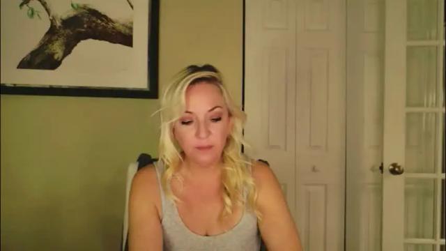 Image 12 of summerishotter Stream on Chaturbate on 23 days ago