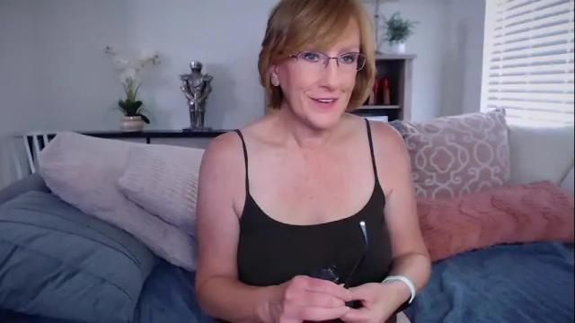 Image 10 of summerknightzzz Stream on Chaturbate on 11 days ago