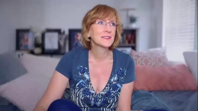 Image 7 of summerknightzzz Stream on Chaturbate on 2 months ago