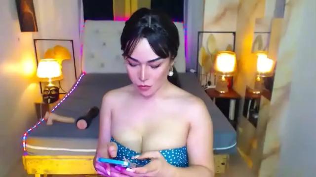Image 12 of summerleonets Stream on Chaturbate on 17 months ago