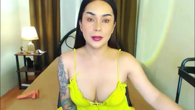 Image 2 of summerleonets Stream on Chaturbate on 29 days ago
