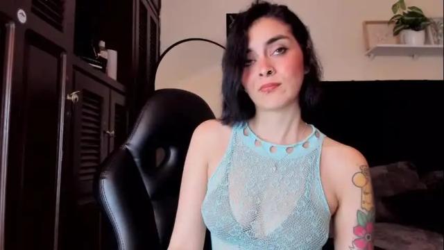 Image 10 of summerprints Stream on Chaturbate on 1 month ago