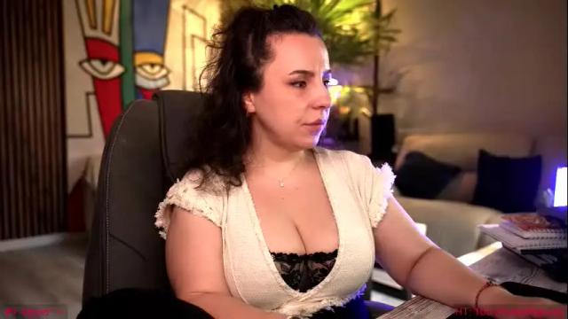 Image 8 of summerrain_ Stream on Chaturbate on 2 months ago