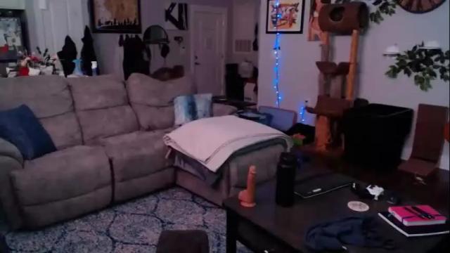 Image 4 of summerthesmall Stream on Chaturbate on 2 months ago