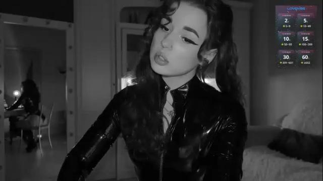 Image 6 of sun_for_you Stream on Chaturbate on 1 month ago