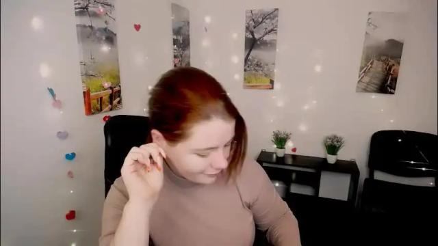 Image 2 of sun_lovely Stream on Chaturbate on 1 month ago