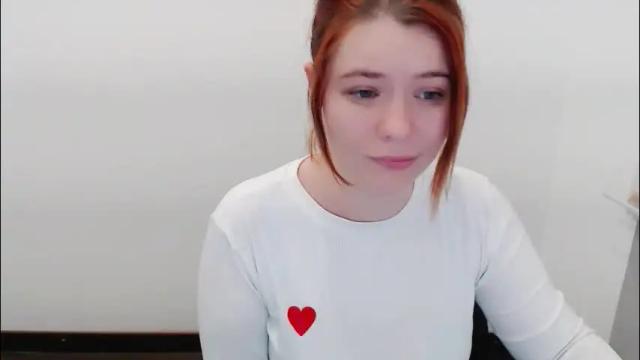 Image 2 of sun_lovely Stream on Chaturbate on 1 month ago