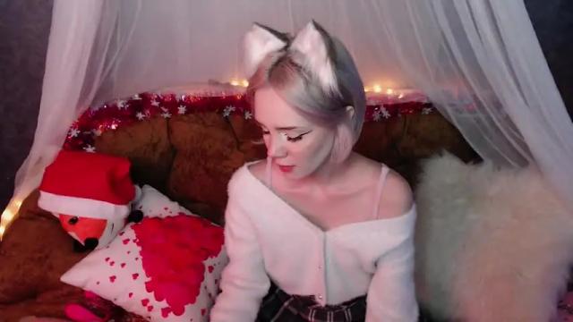 Image 3 of sunday_mooonday Stream on Chaturbate on 18 months ago