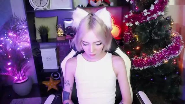 Thumbnail 3, sunday_mooonday's Stream at Chaturbate, 16 months ago