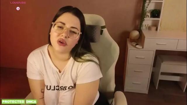 Image 2 of sunflower0907 Stream on Chaturbate on 2 days ago