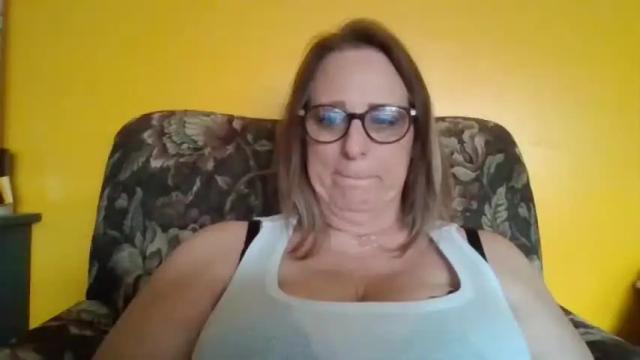 Thumbnail 1, sunflower556's Stream at Chaturbate, 18 months ago