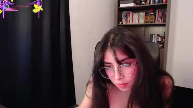 Image 12 of sunflower_uwu Stream on Chaturbate on 4 months ago