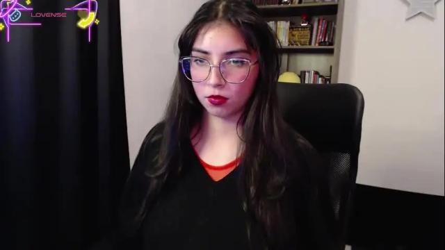 Image 6 of sunflower_uwu Stream on Chaturbate on 4 months ago