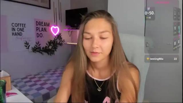 Image 7 of sunlightsofia Stream on Chaturbate on 1 month ago