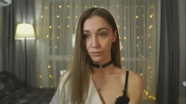 Image 3 of sunnblissett Stream on Chaturbate on 25 days ago