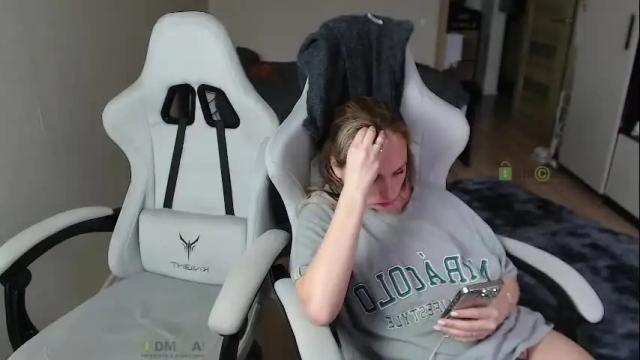 Image 8 of sunny1girl Stream on Chaturbate on 12 days ago