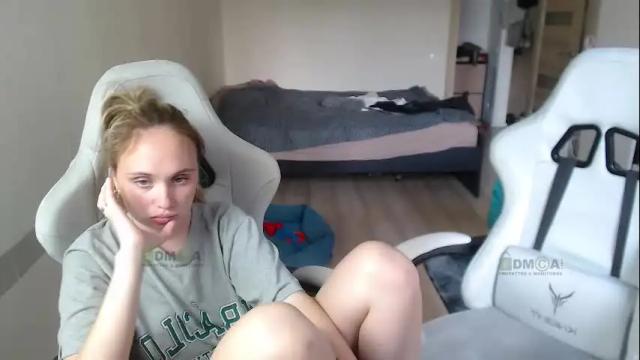 Image 6 of sunny1girl Stream on Chaturbate on 3 months ago