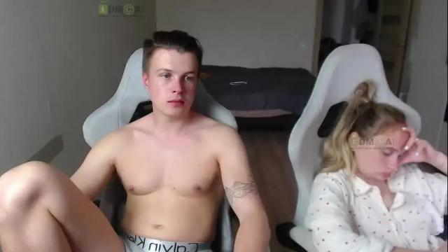 Image 6 of sunny1girl Stream on Chaturbate on 3 months ago