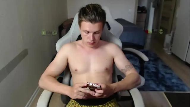 Image 11 of sunny1girl Stream on Chaturbate on 3 months ago