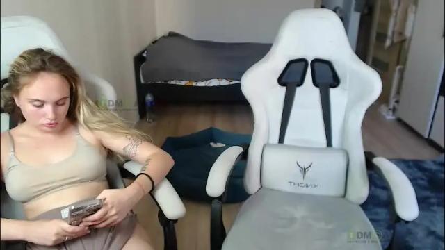 Image 8 of sunny1girl Stream on Chaturbate on 2 months ago