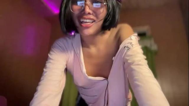 Image 2 of sunny_angelx Stream on Chaturbate on 1 month ago