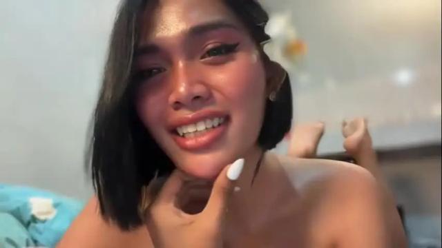 Image 12 of sunny_angelx Stream on Chaturbate on 1 month ago