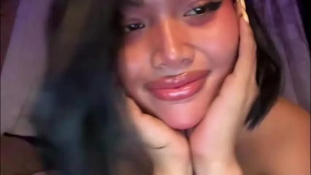 Image 7 of sunny_angelx Stream on Chaturbate on 2 months ago