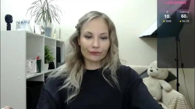 Image 11 of sunny_bunny6 Stream on Chaturbate on 9 days ago