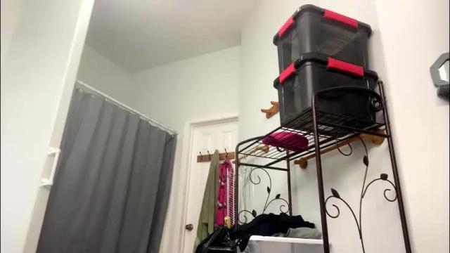 Image 2 of sunny_clementine Stream on Chaturbate on 2 months ago