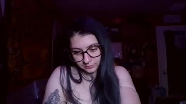 Image 4 of sunny_daes45 Stream on Chaturbate on 24 days ago