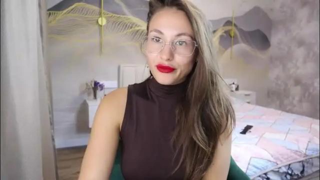 Image 11 of sunny_girl44 Stream on Chaturbate on 29 days ago
