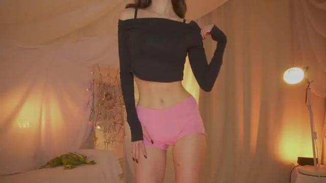 Image 6 of sunny_maria Stream on Chaturbate on 13 days ago