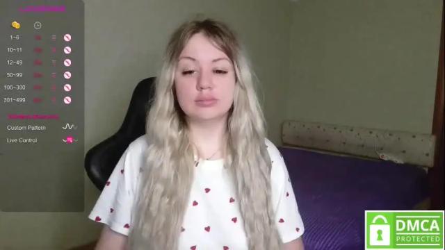 Image 8 of sunny_mood Stream on Chaturbate on 27 days ago
