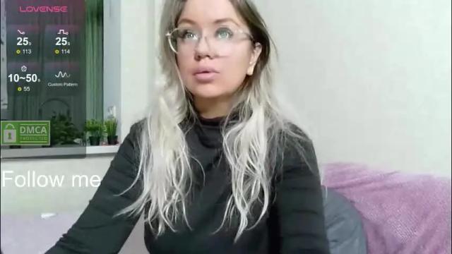 Image 6 of sunny_mood Stream on Chaturbate on 1 month ago