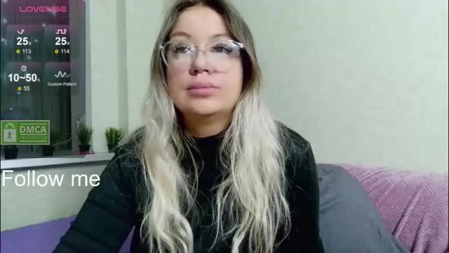 Image 8 of sunny_mood Stream on Chaturbate on 1 month ago