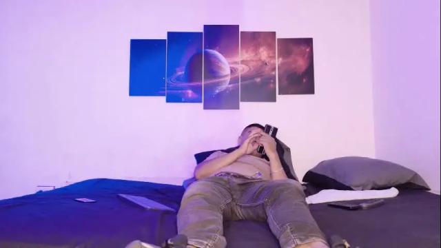 Image 2 of sunnyandevan Stream on Chaturbate on 2 months ago