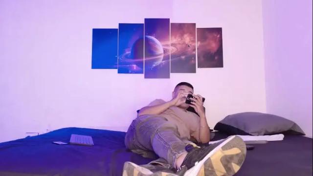 Image 4 of sunnyandevan Stream on Chaturbate on 2 months ago