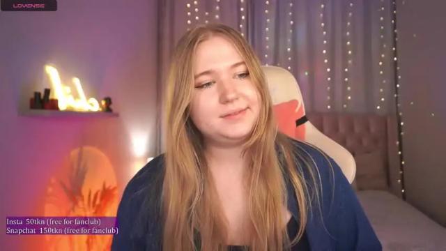Image 2 of sunnycupcake Stream on Chaturbate on 13 months ago