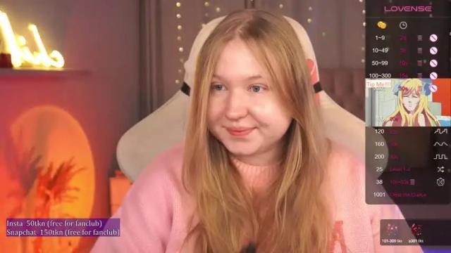 Image 10 of sunnycupcake Stream on Chaturbate on 13 months ago