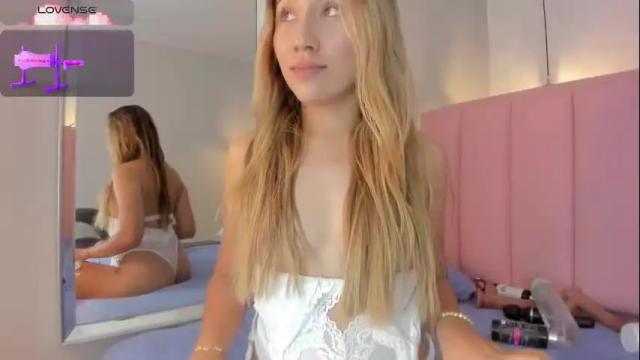 Image 12 of sunnycyrus Stream on Chaturbate on 2 months ago