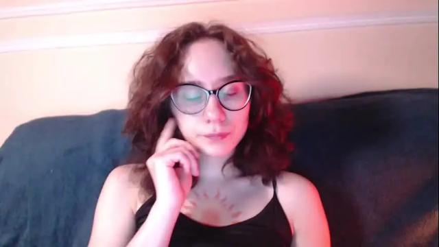 Image 10 of sunshinehella Stream on Chaturbate on 2 months ago