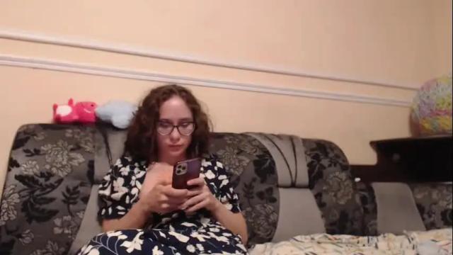 Image 10 of sunshinehella Stream on Chaturbate on 28 days ago