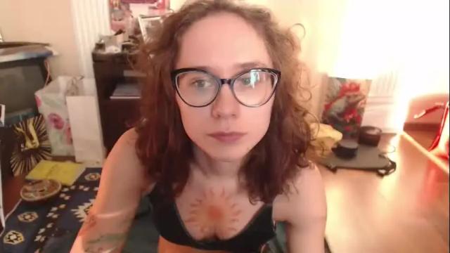 Image 3 of sunshinehella Stream on Chaturbate on 25 days ago