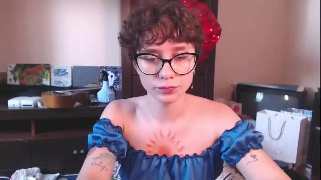 Image 12 of sunshinehella Stream on Chaturbate on 19 days ago