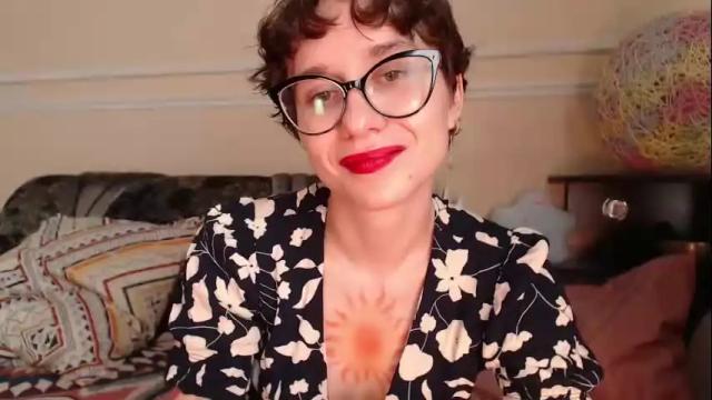 Image 12 of sunshinehella Stream on Chaturbate on 9 days ago