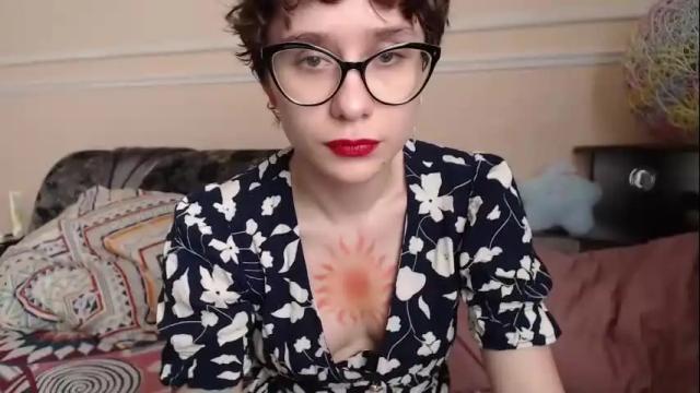 Image 2 of sunshinehella Stream on Chaturbate on 9 days ago