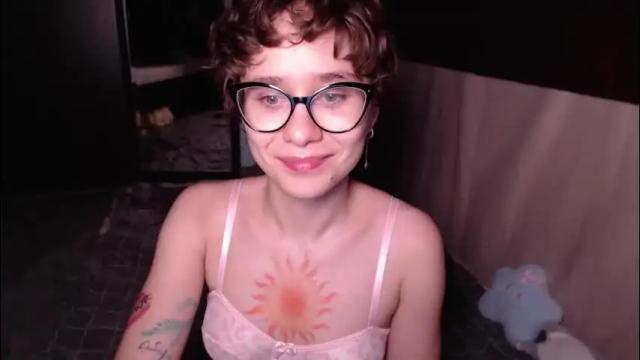 Image 3 of sunshinehella Stream on Chaturbate on 2 days ago