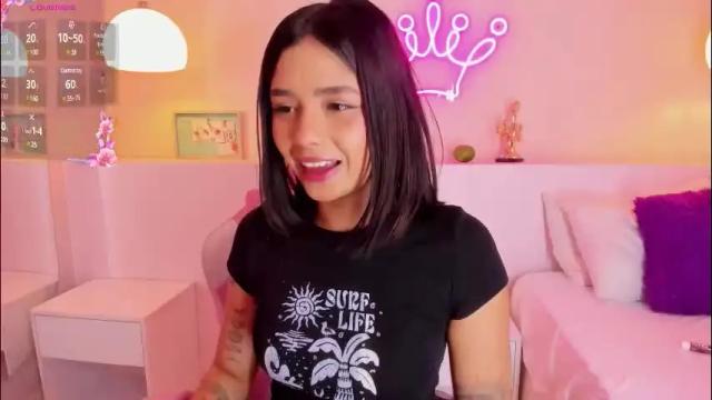 Image 6 of sunshinne_03 Stream on Chaturbate on 3 months ago