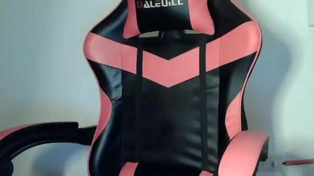 Image 6 of superb_ass25 Stream on Chaturbate on 19 months ago