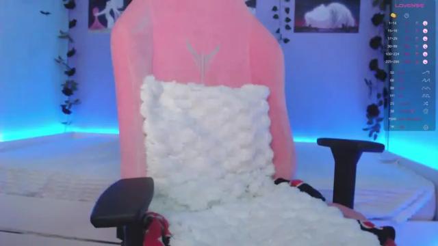 Image 8 of superbdolls Stream on Chaturbate on 24 days ago